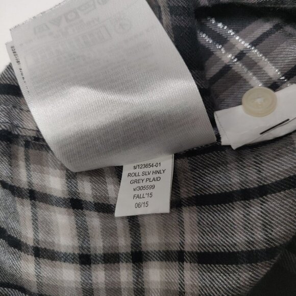 Grey GAP Plaid Flannel Roll Tab 3/4 Sleeve Blouse with Silver Accent Thread - Picture 10 of 11